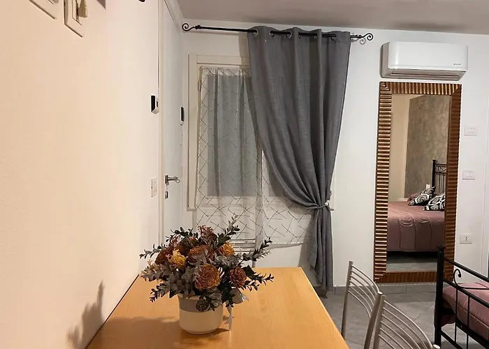 Sunset House アパート