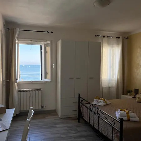 Daire Sunset House